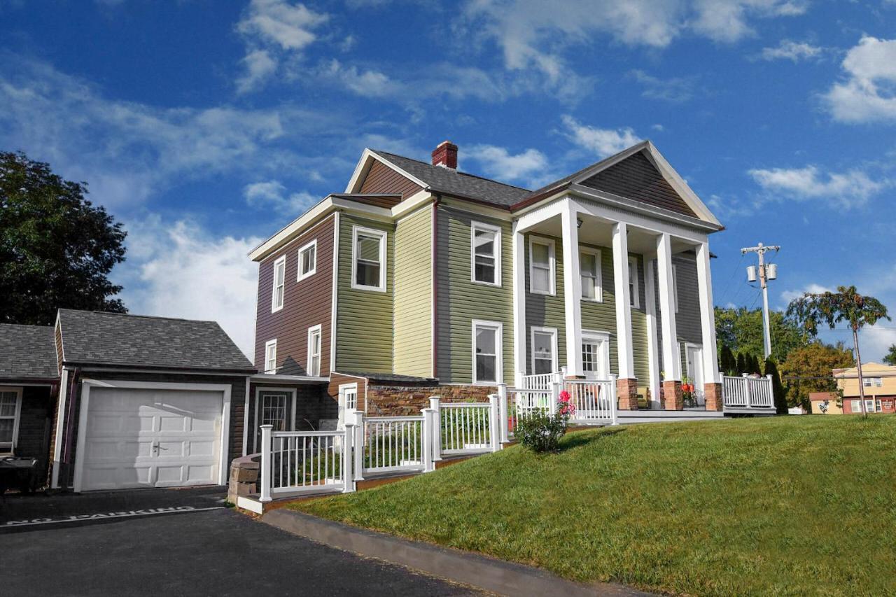 Capital Inn And Suites Rensselaer Exterior foto